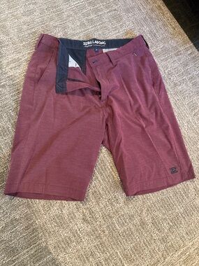 Billabong Men's Maroon quick-dry shorts - 31